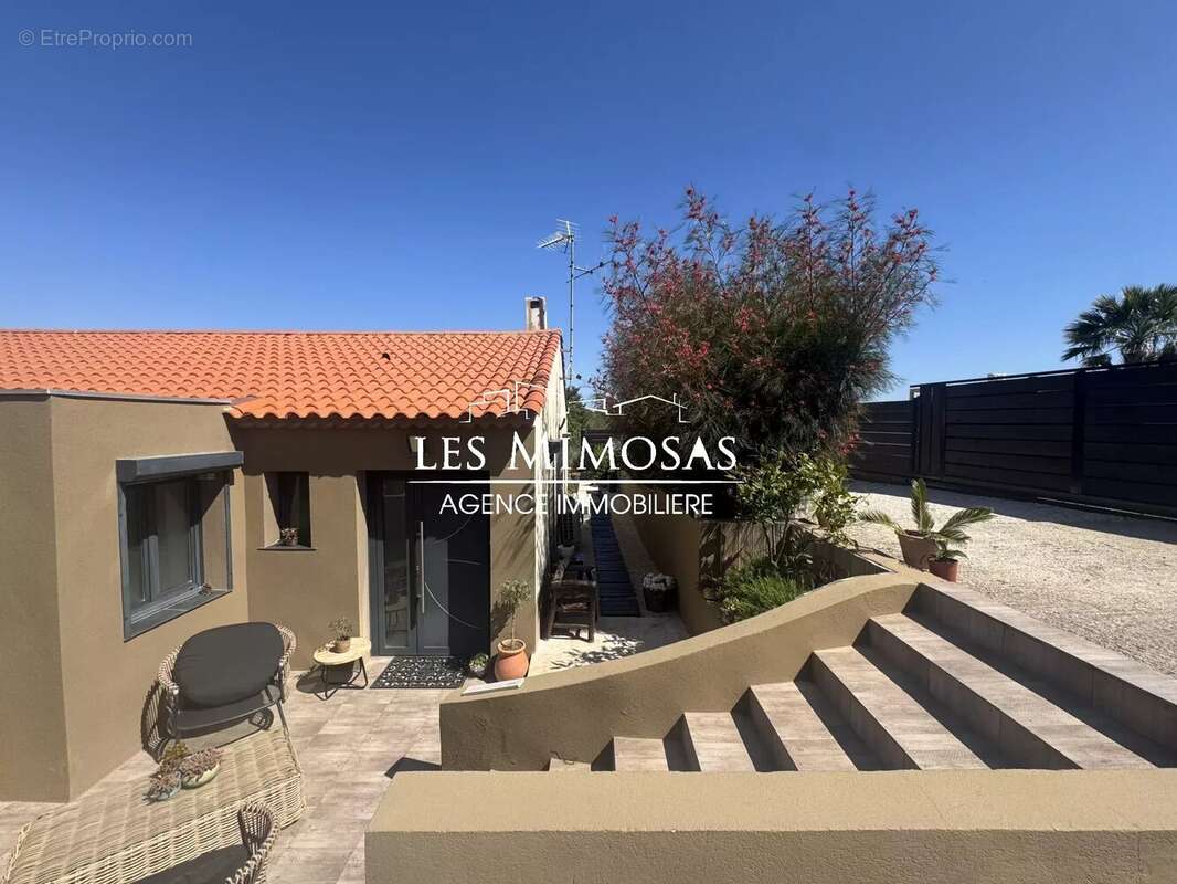 Maison à FREJUS
