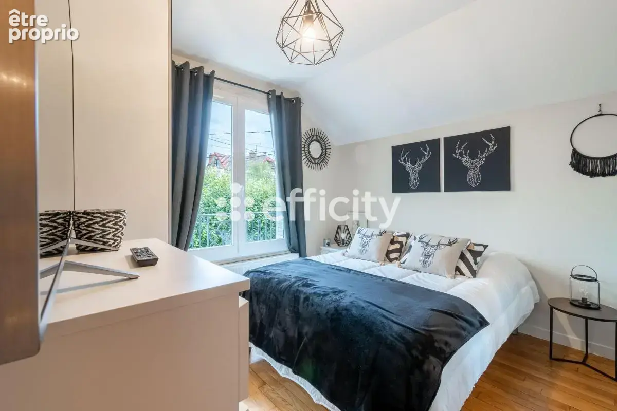 Maison 6 pièces 137 m² à vendre à Villeneuve-Le-Roi (94290) - photo 12