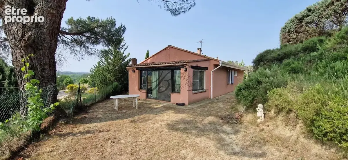 Maison à LA TOUR-D'AIGUES