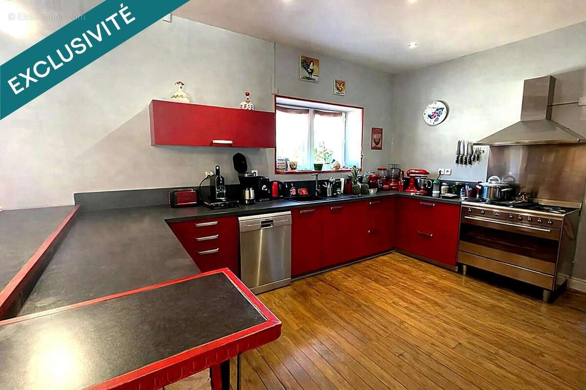 Maison 200 m² à Croze  - photo 4