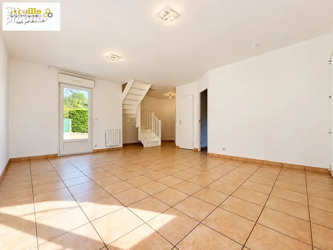 Maison traditionnelle, saint-cheron, 4 pieces, 2 chambres, 1 bureau, 191m2 terrain - photo 2