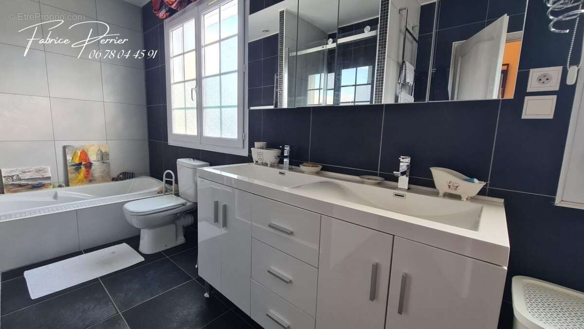 Maison à MONTBOUCHER-SUR-JABRON