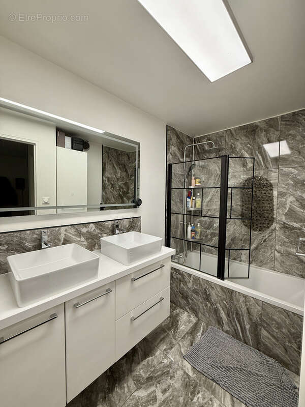 Appartement à AUBAGNE