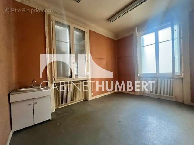 Appartement 167 m² à Saint-Etienne  - photo 5