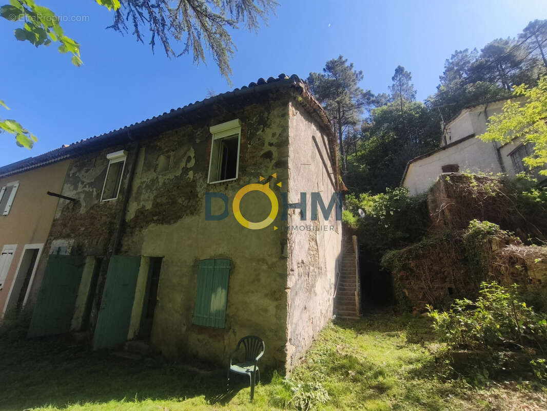 Appartement à LA VERNAREDE