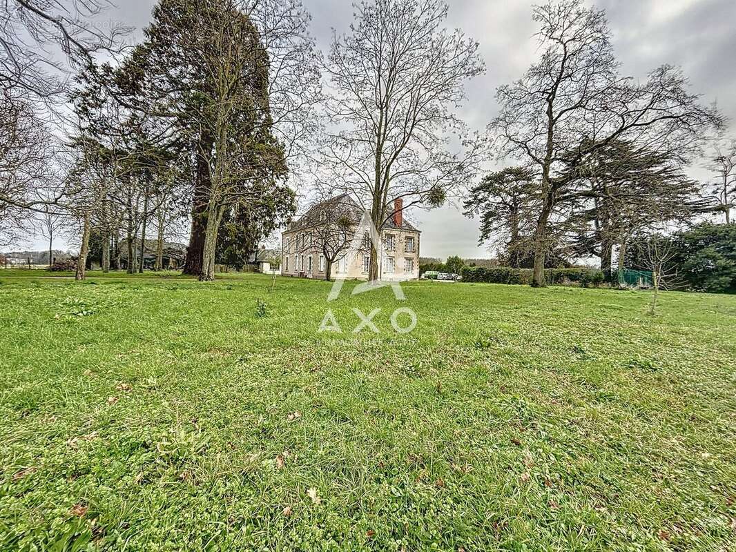 Maison à SAINT-SYLVAIN-D&#039;ANJOU