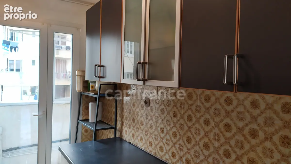 Dpt Bouches du Rhône (13), à vendre MARSEILLE 3EME ARRONDISSEMENT appartement T3 de 54,36 m² - photo 6