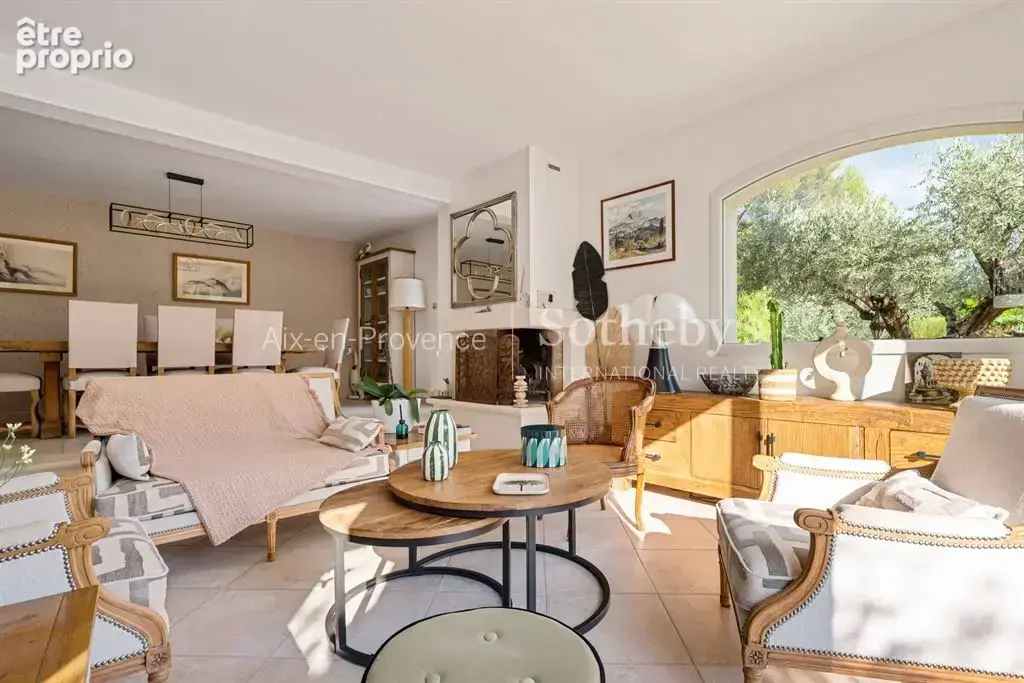 Maison Provençale moderne avec vue exceptionnelle sur la Sainte-Victoire - photo 10