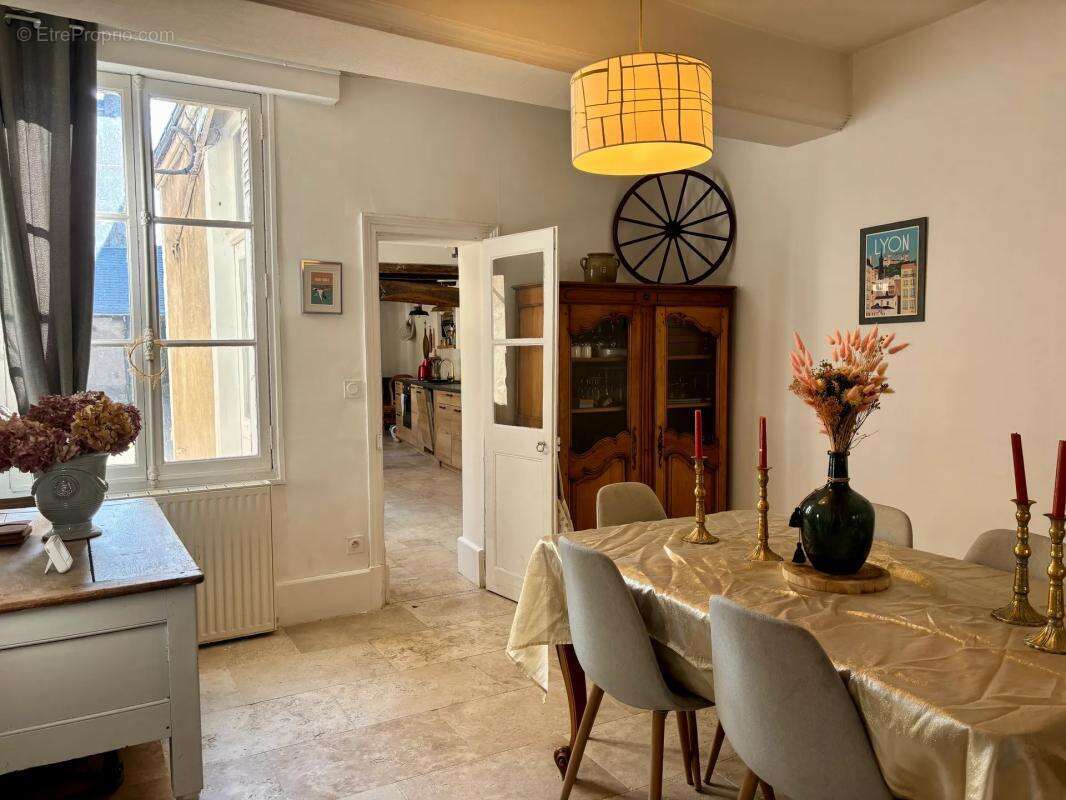 Maison à FAY-AUX-LOGES