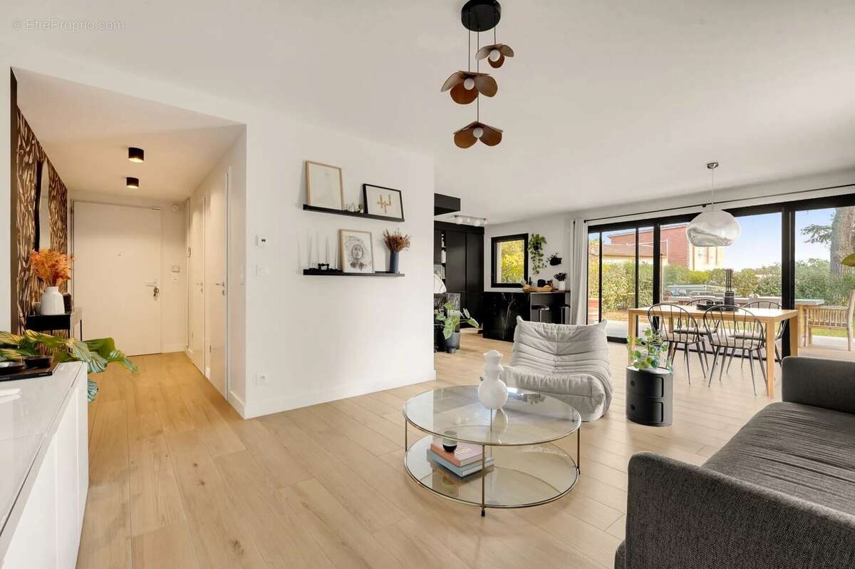 Maison à VIGOULET-AUZIL