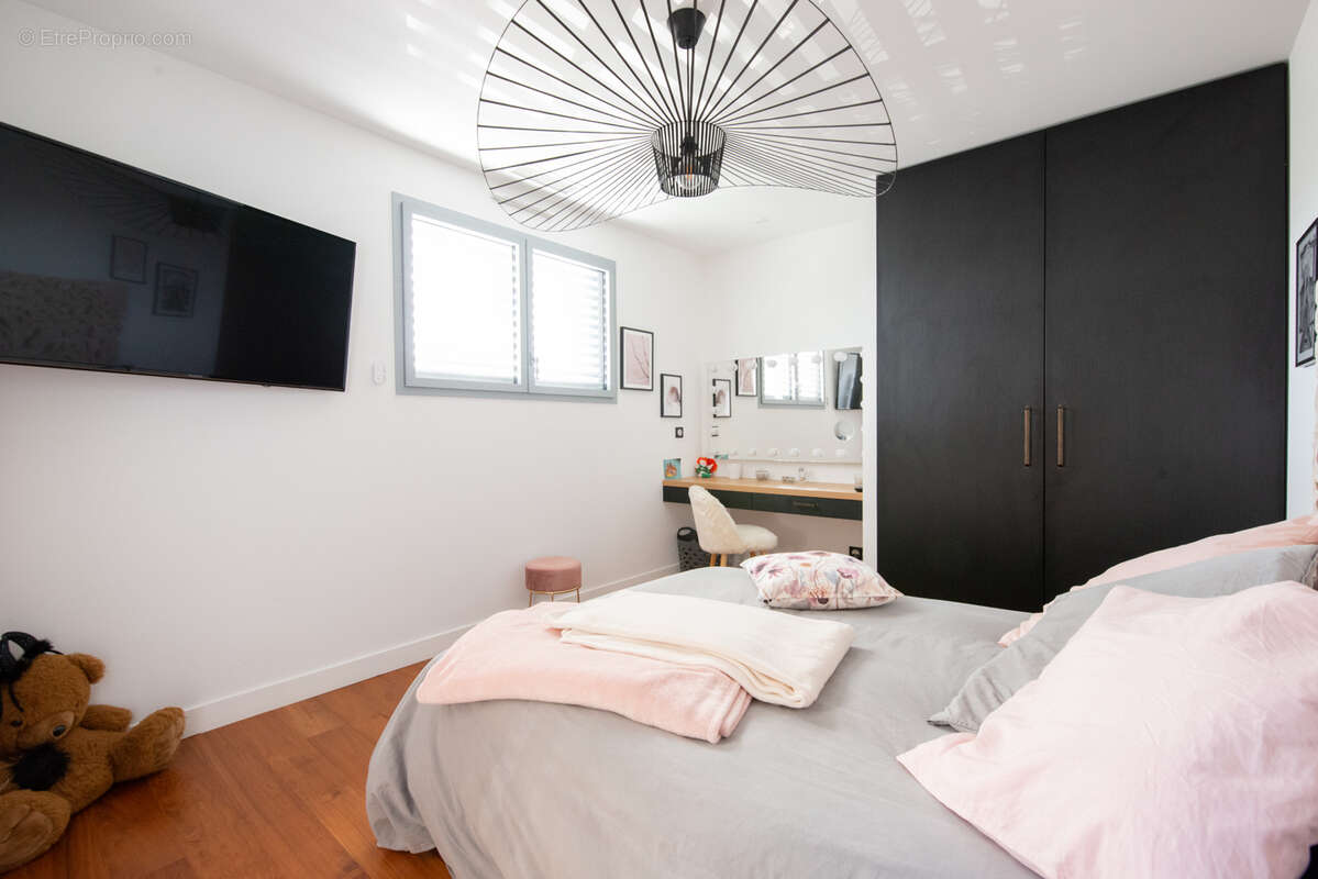 Maison à CARBON-BLANC