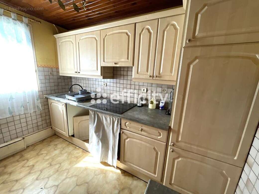 Maison à LE MEE-SUR-SEINE