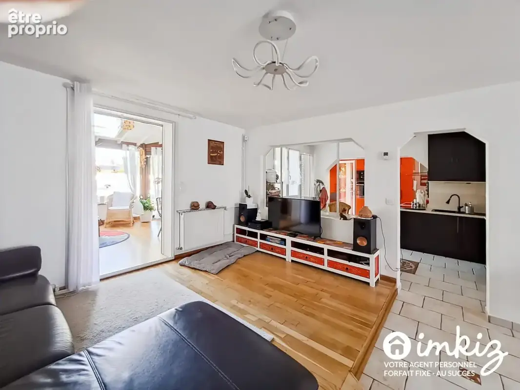 Maison 4 chambres 145 m² avec piscine et garage - photo 4