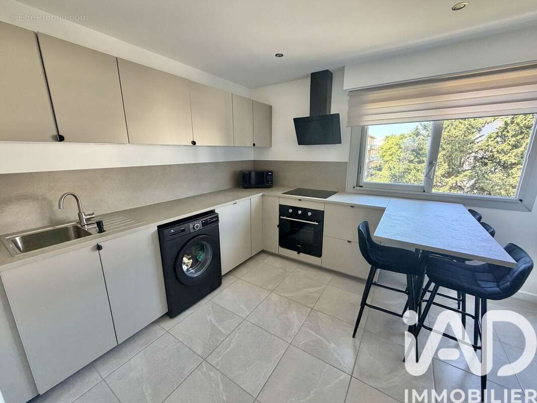Photo 4 - Appartement à NIMES