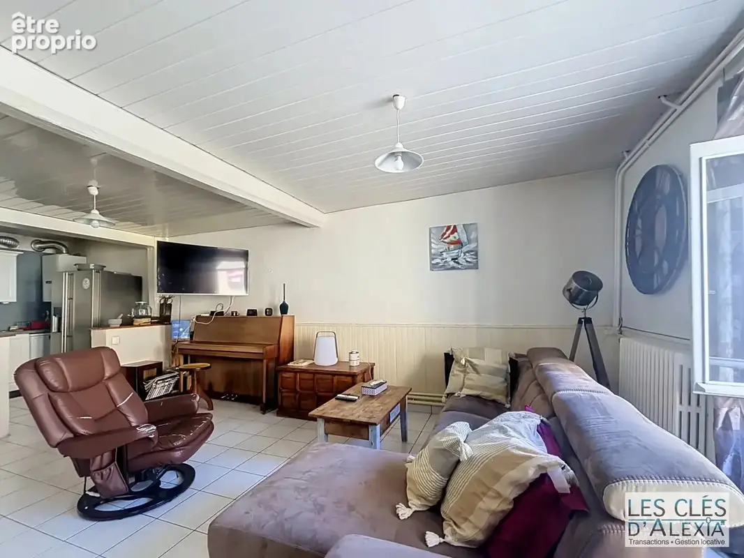 Maison de caractère à rafraîchir – 108 m² + 55 m² aménageables au centre d'Anse - photo 3