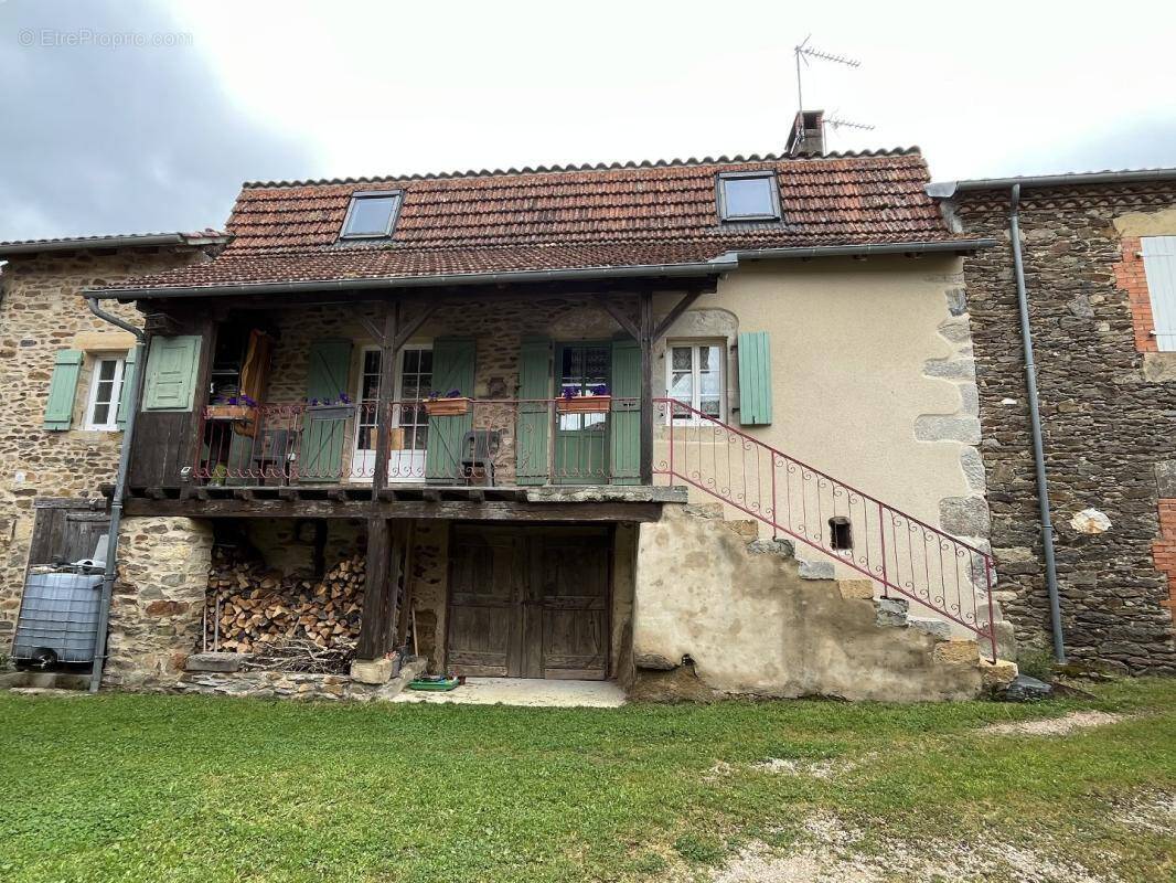 Maison à SAINT-LAURENT-LES-TOURS