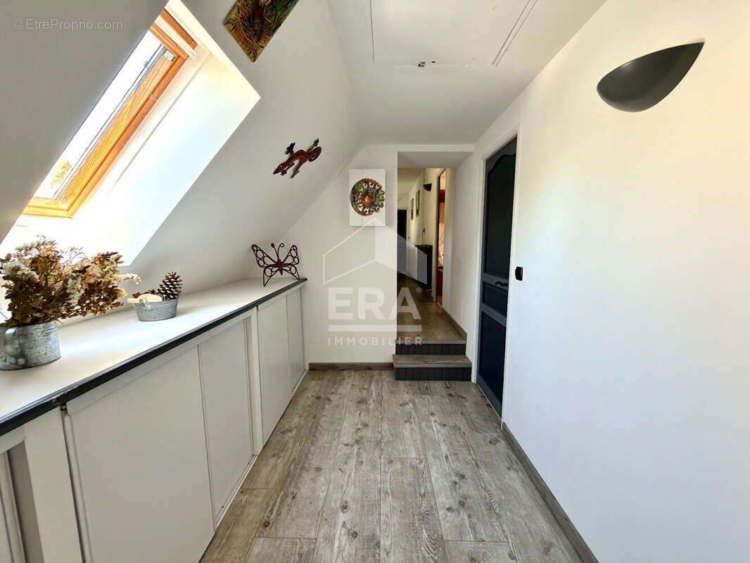 Maison à EGREVILLE