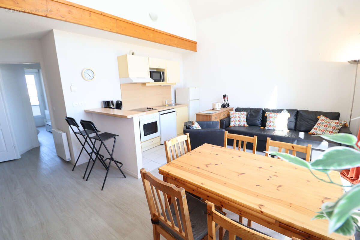A proximité immédiate de la plage à BERCK-SUR-MER superbe 4 pièces en duplex avec 3ch 2sdb et parking souterra - photo 6