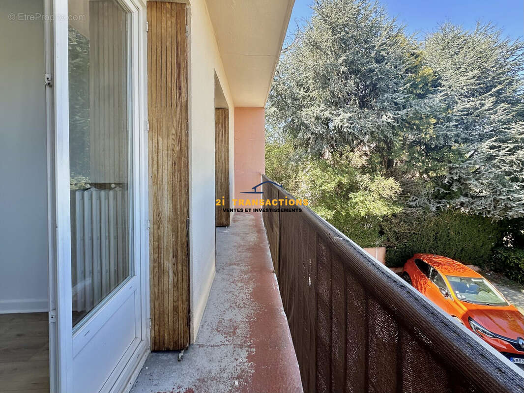 Appartement à SAINT-ETIENNE