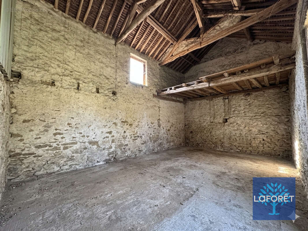 Maison à CHILLY-MAZARIN