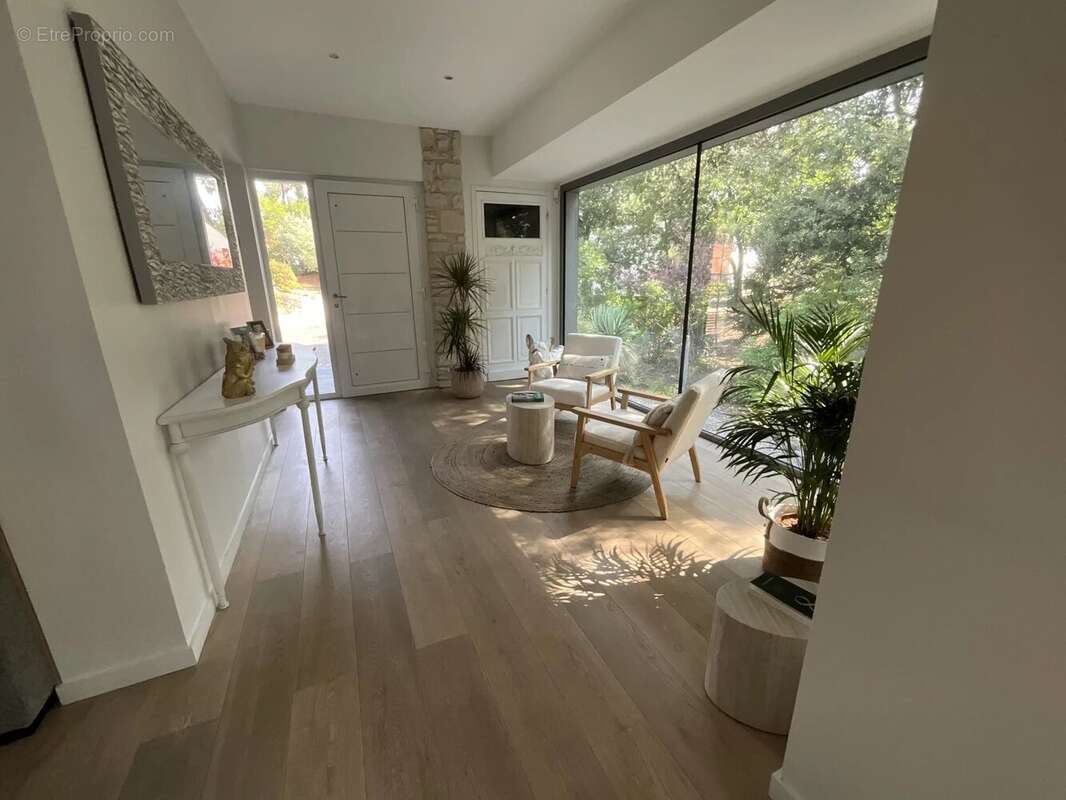 Villa contemporaine de 230 m² - photo 28