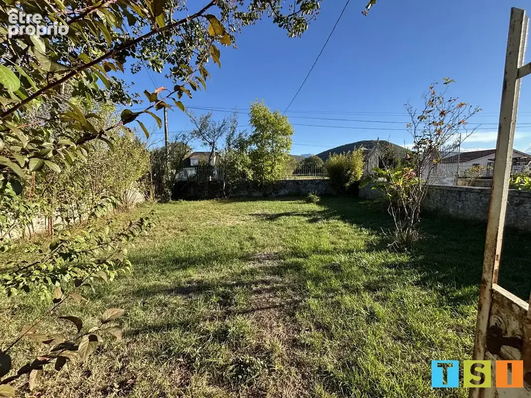 Ancien corps de ferme rénové avec deux habitations et fort potentiel - photo 4