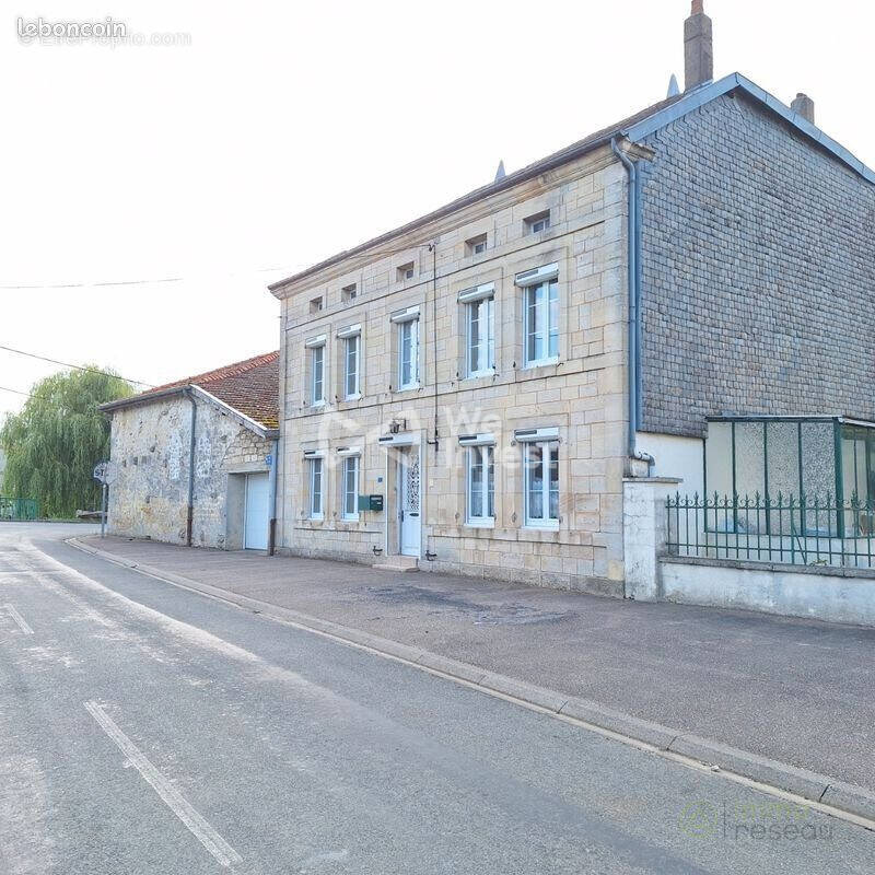 Maison à MILLY-SUR-BRADON