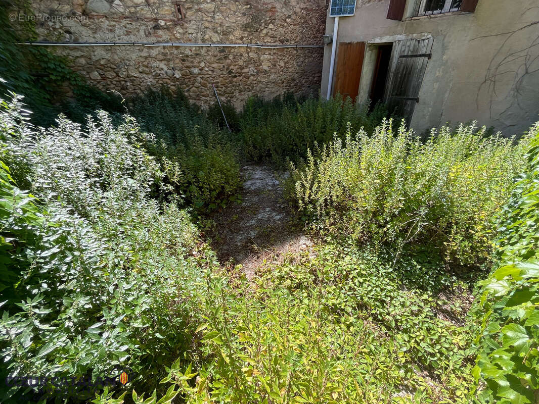 Appartement à THUIR