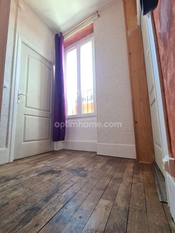 Maison à COSNE-COURS-SUR-LOIRE