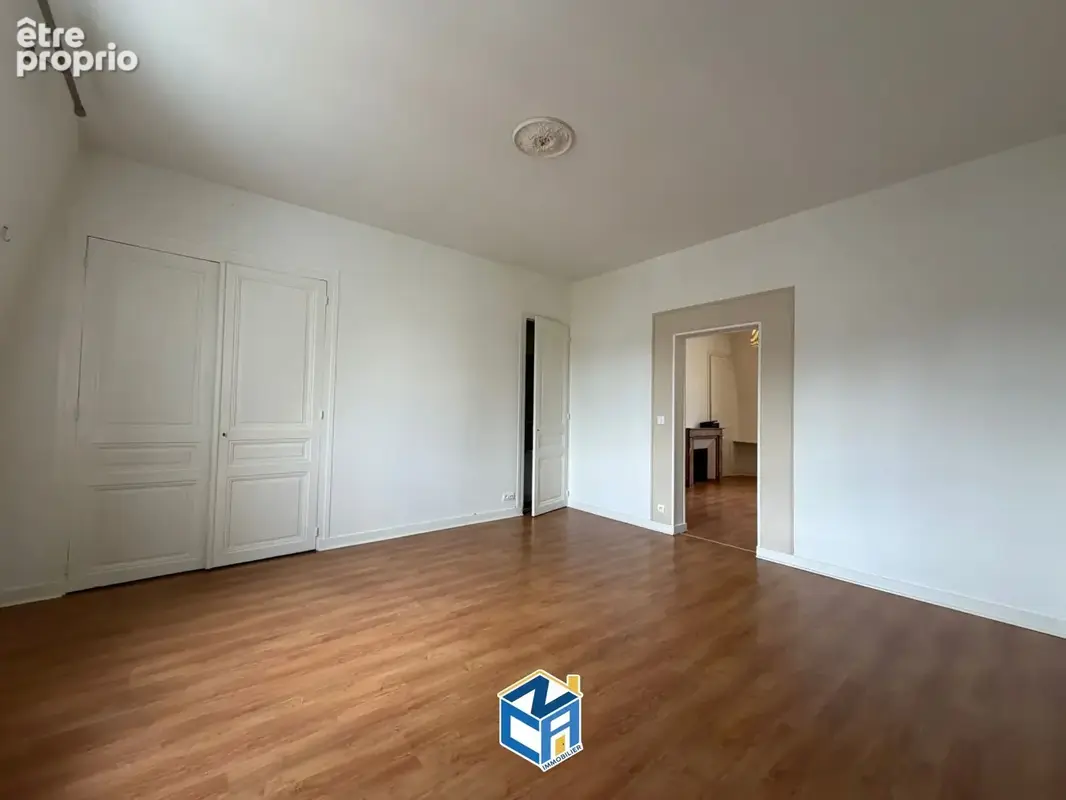 Appartement 79 m² à Tours  - photo 4