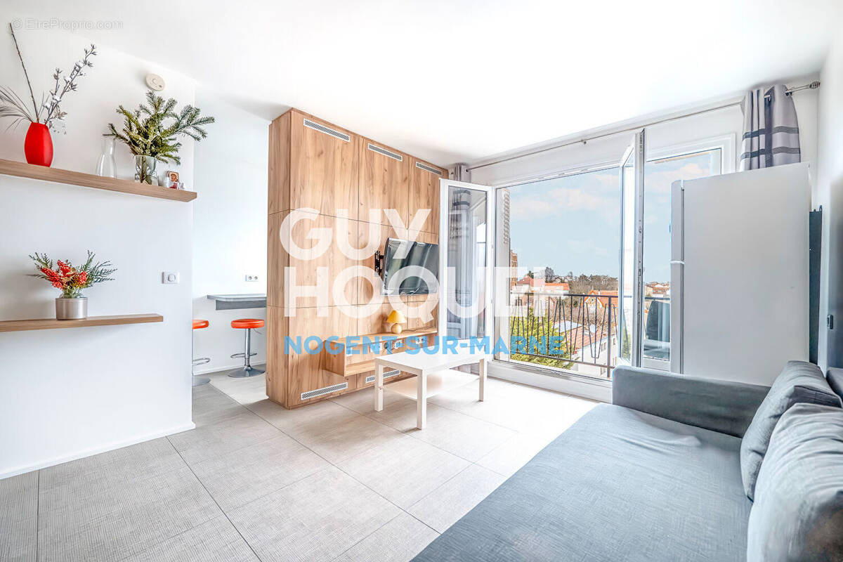 Appartement à SAINT-MAUR-DES-FOSSES