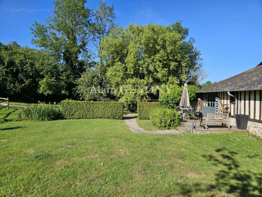 Maison à PONT-L&#039;EVEQUE