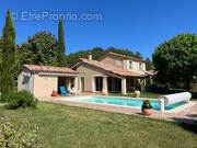 Maison à LARAGNE-MONTEGLIN