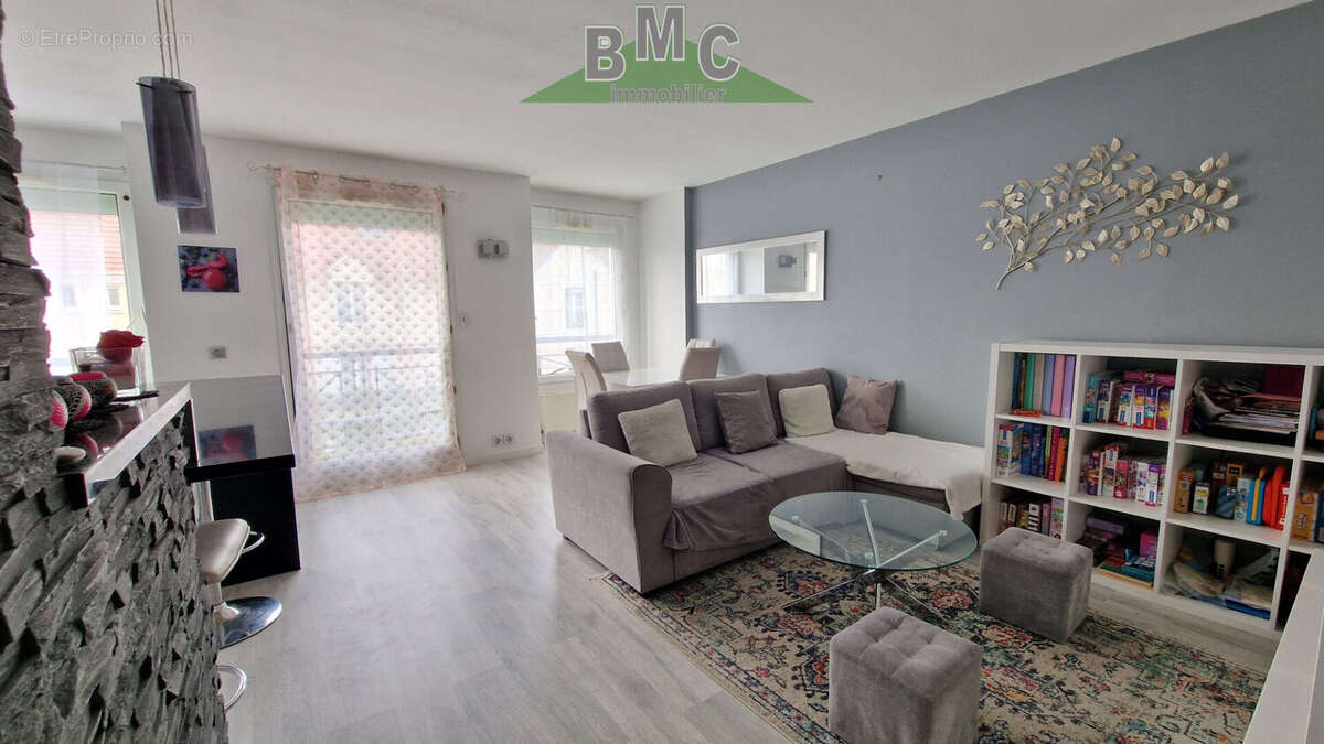 Appartement à LE PLESSIS-BOUCHARD