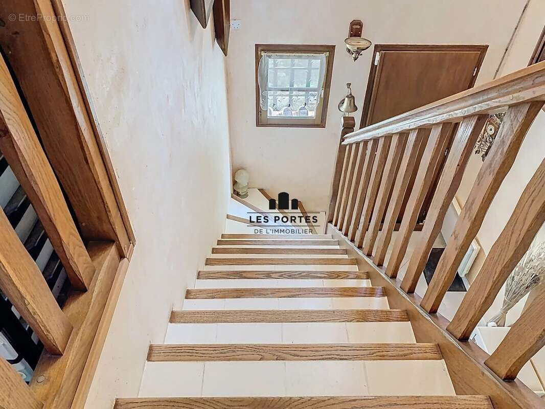 Maison à MILLY-LA-FORET