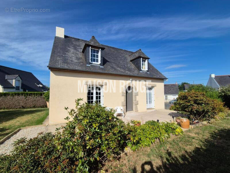 Maison à LANVALLAY