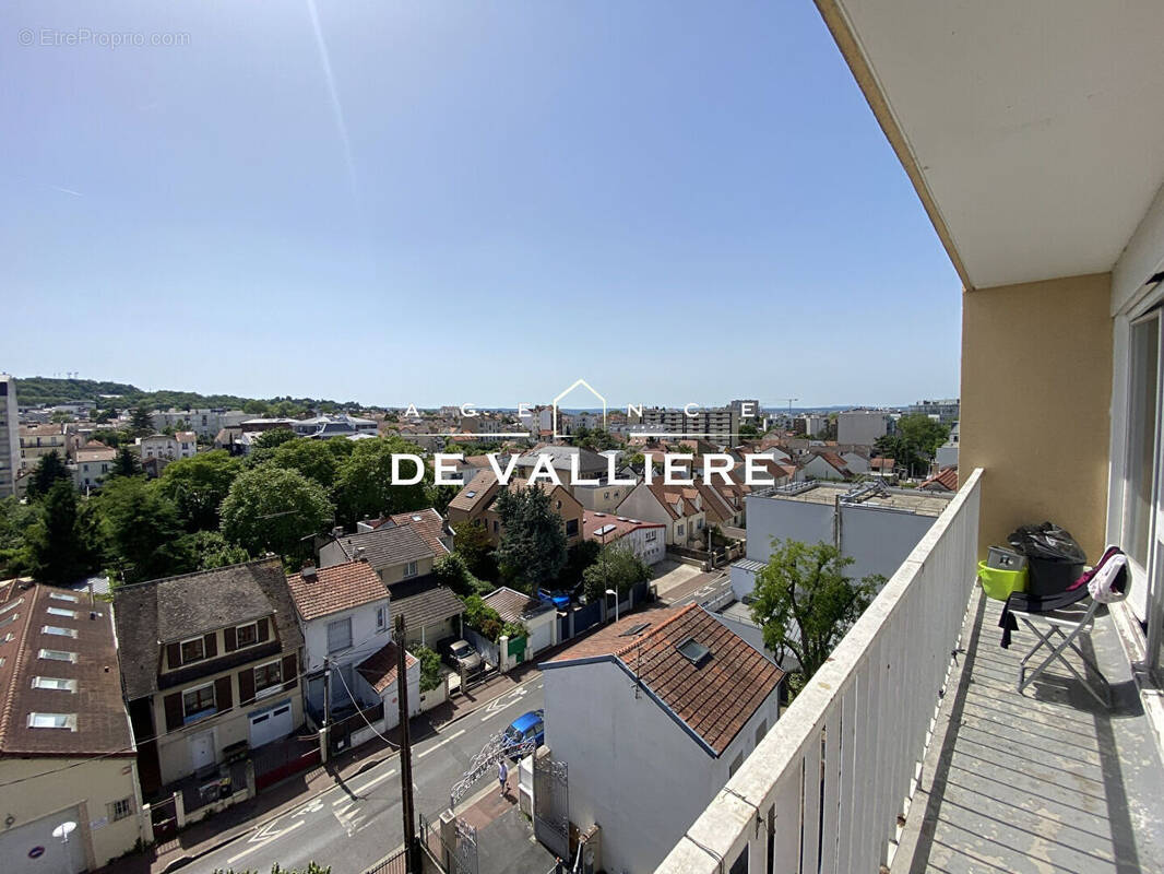 Appartement à NANTERRE