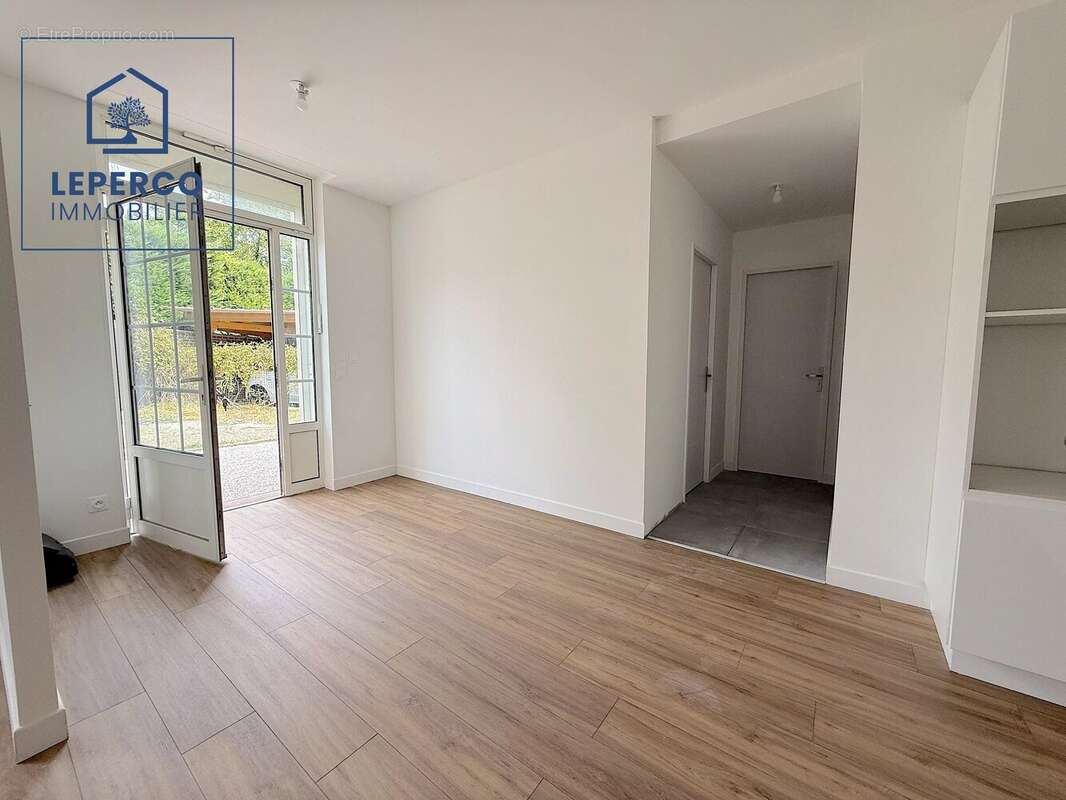 Maison 7 pièces 217 m² - photo 4