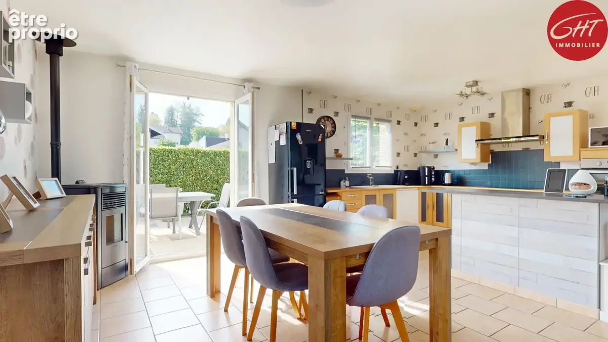 Maison familiale - 125 m2 - avec piscine - proche de Besançon - photo 12