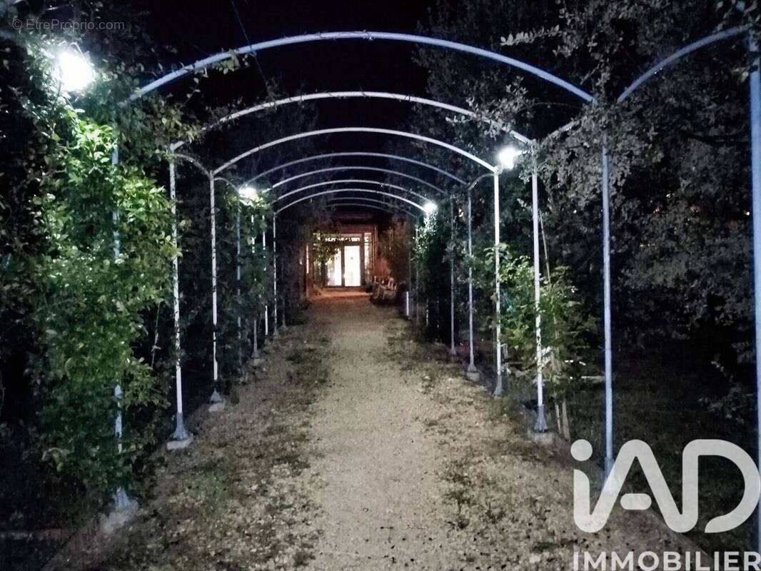 Photo 1 - Appartement à VENASQUE