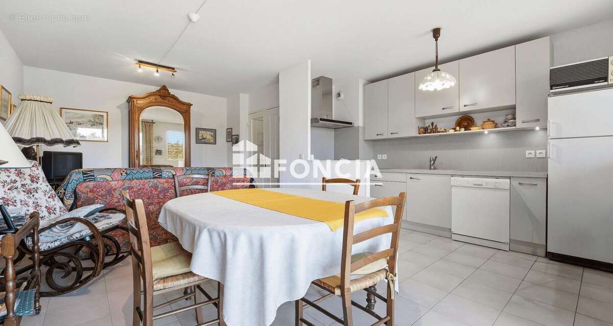 Appartement à PEGOMAS
