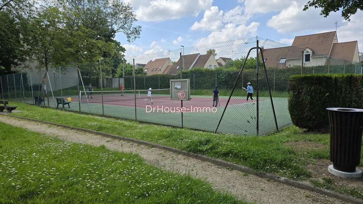 Appartement à SAINT-MAUR-DES-FOSSES