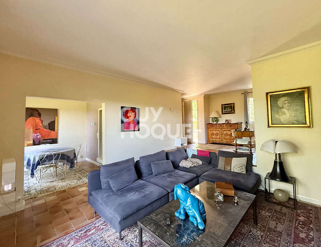 Appartement à TOURGEVILLE