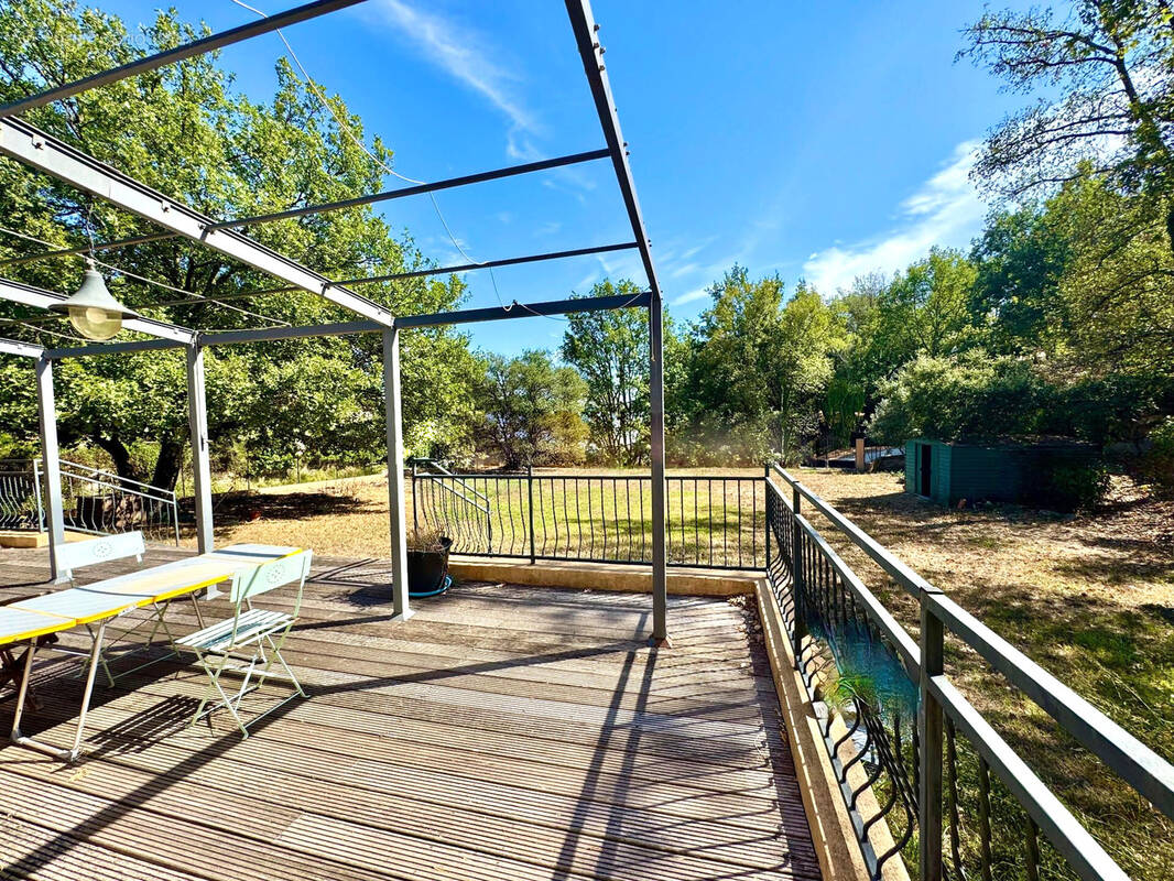 Maison à BAGNOLS-EN-FORET