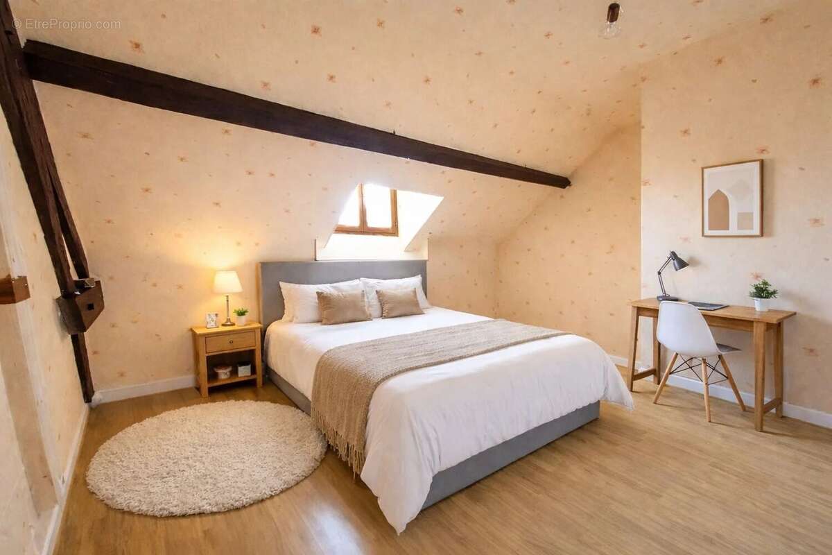 Maison avec cachet Saint Pourçain Sur Sioule 132m² avec Garage double - photo 6