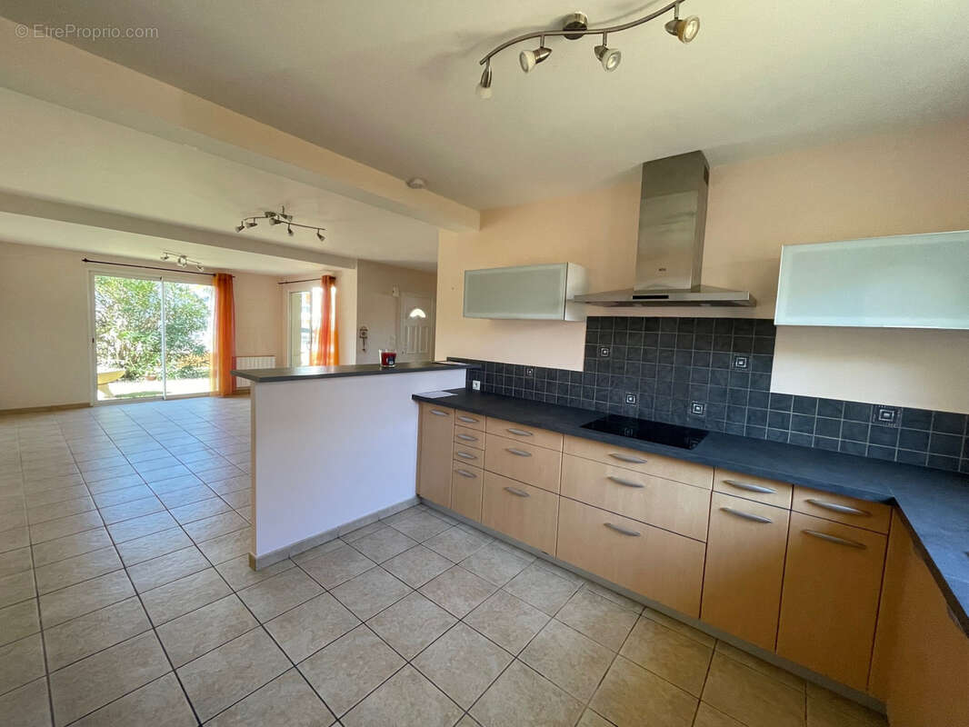 Maison à BENESSE-MAREMNE