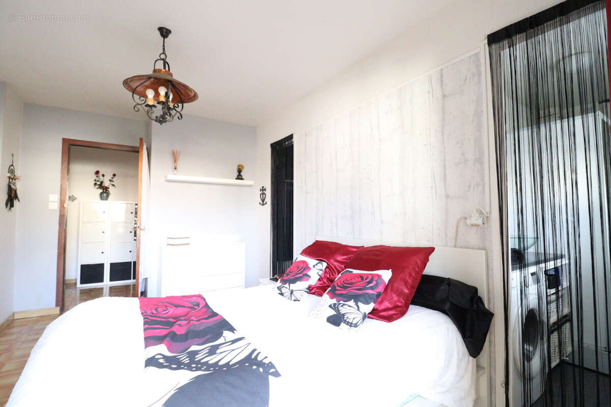 Appartement à SAINT-MARTIN-D'HERES