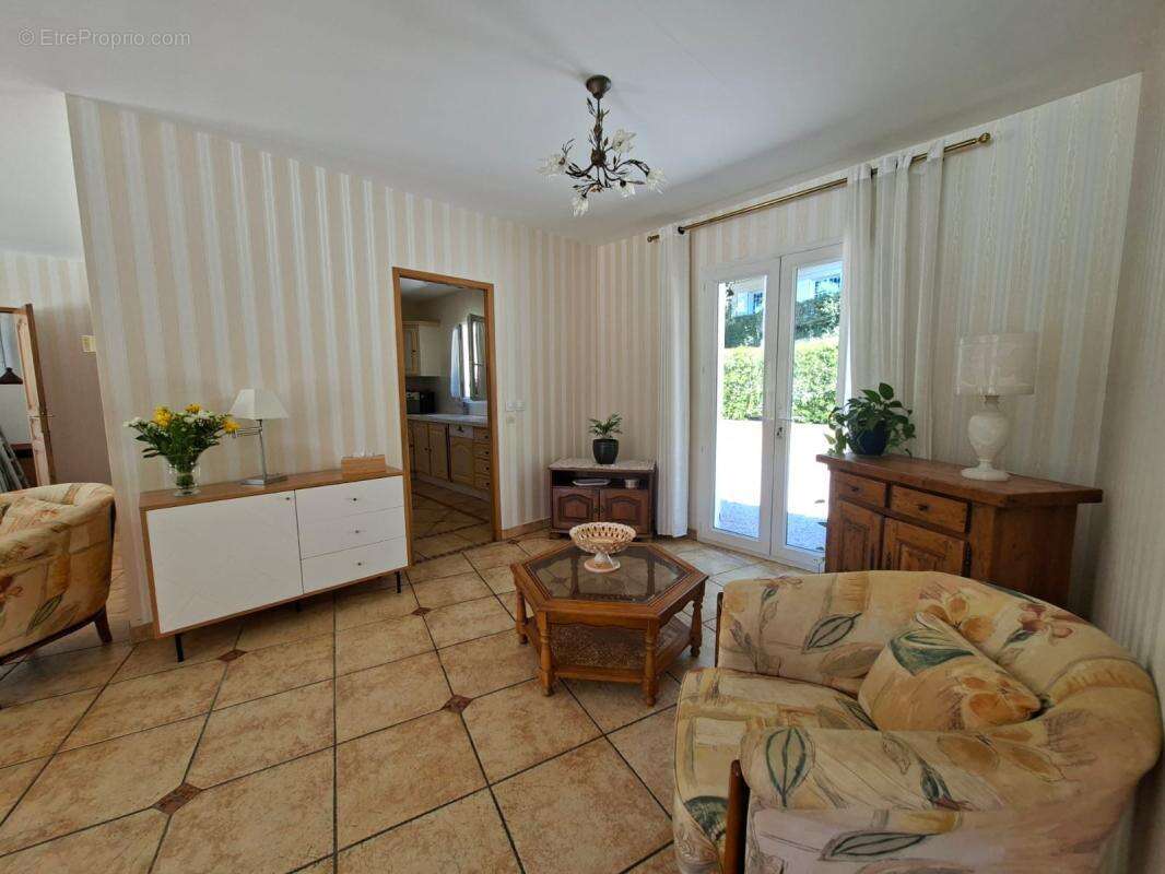 Maison à LA MOTTE