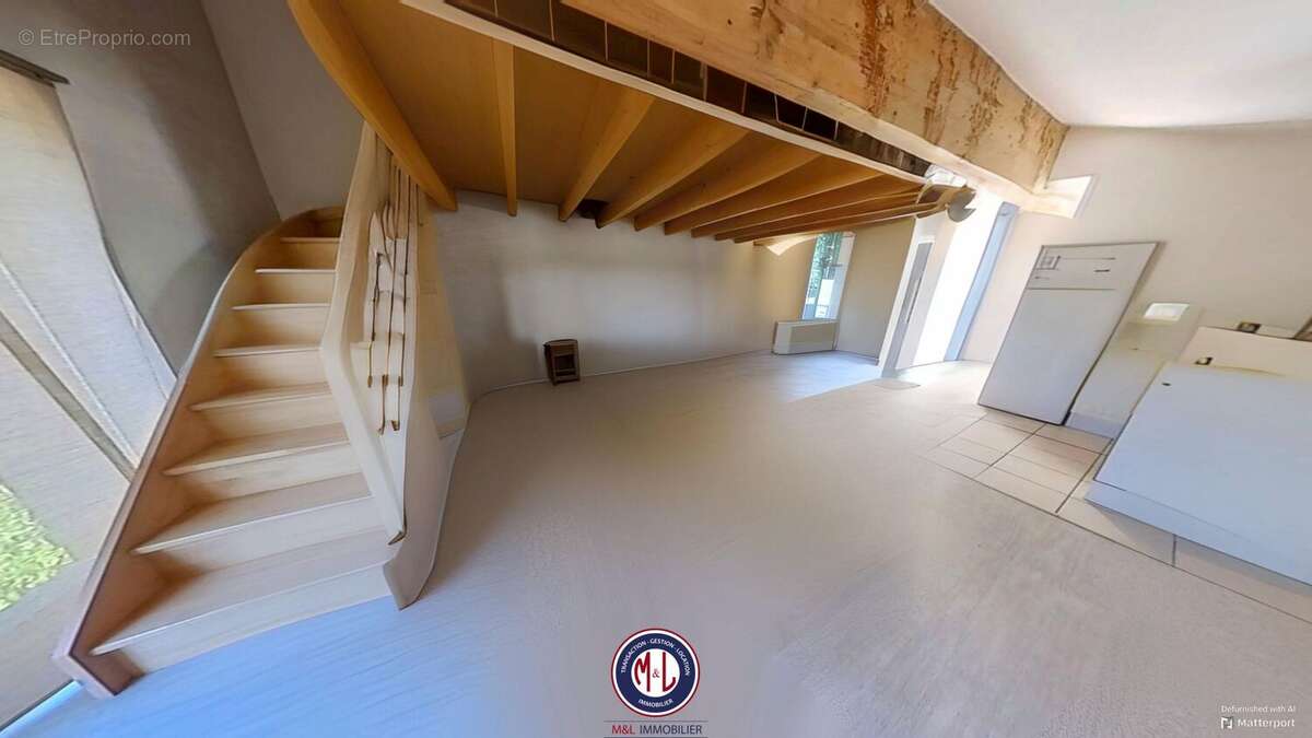 Maison à CHARLY-ORADOUR