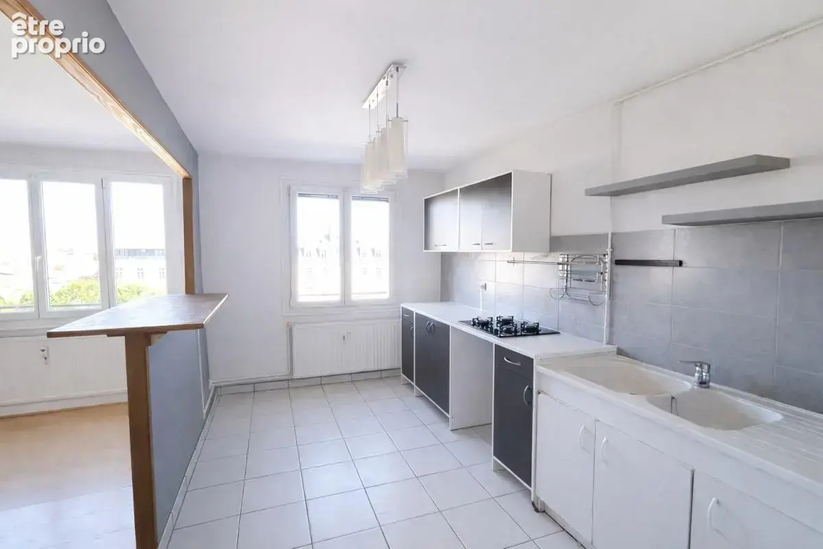 Appartement T2 - Quartier Drapeau - DIJON - photo 2